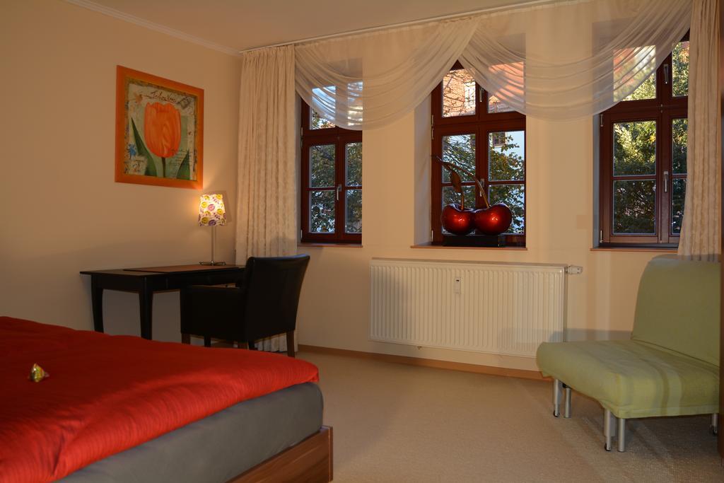 Ferienwohnung Domschatz Наумбург Номер фото
